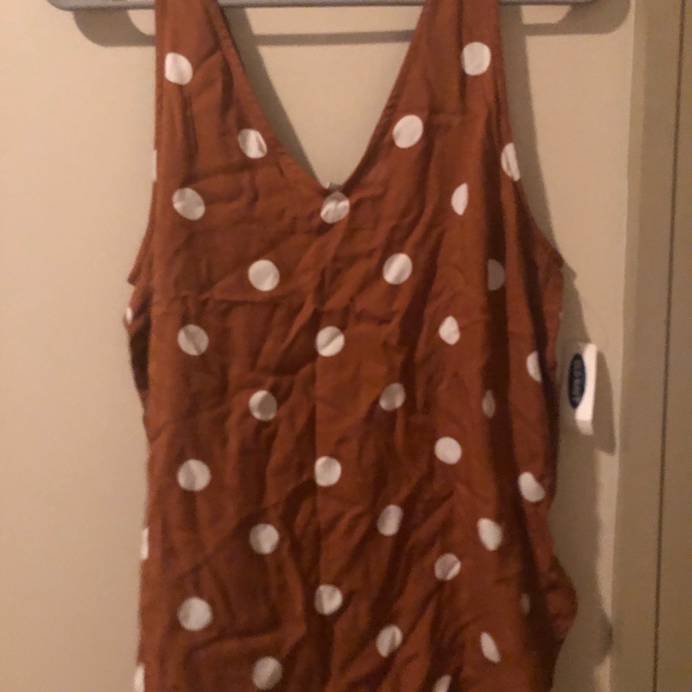 Sleeveless blouse